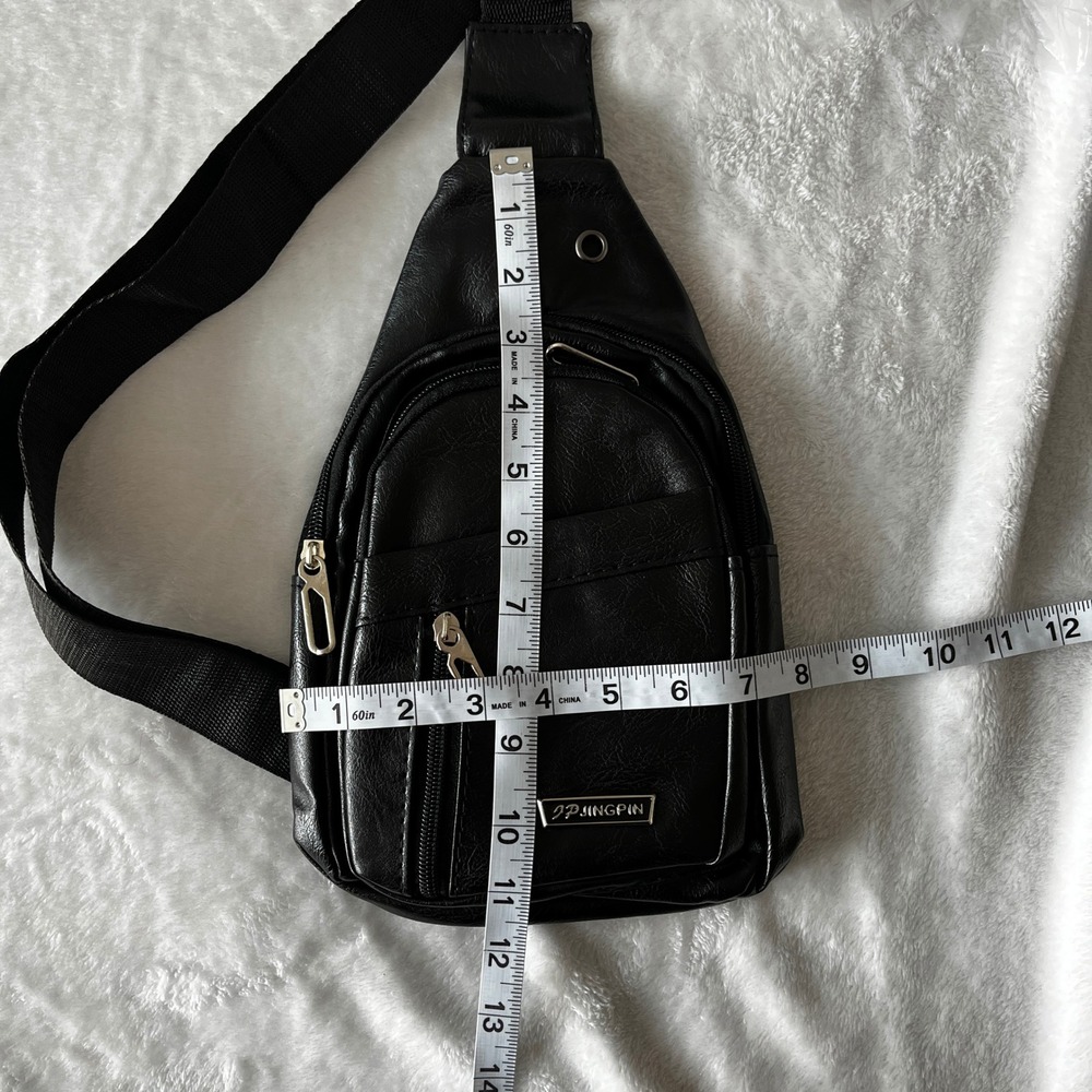 NEW Men's Jingpin Black Faux Leather Sling Crossbody Bag NIP - Picture 2 of 3